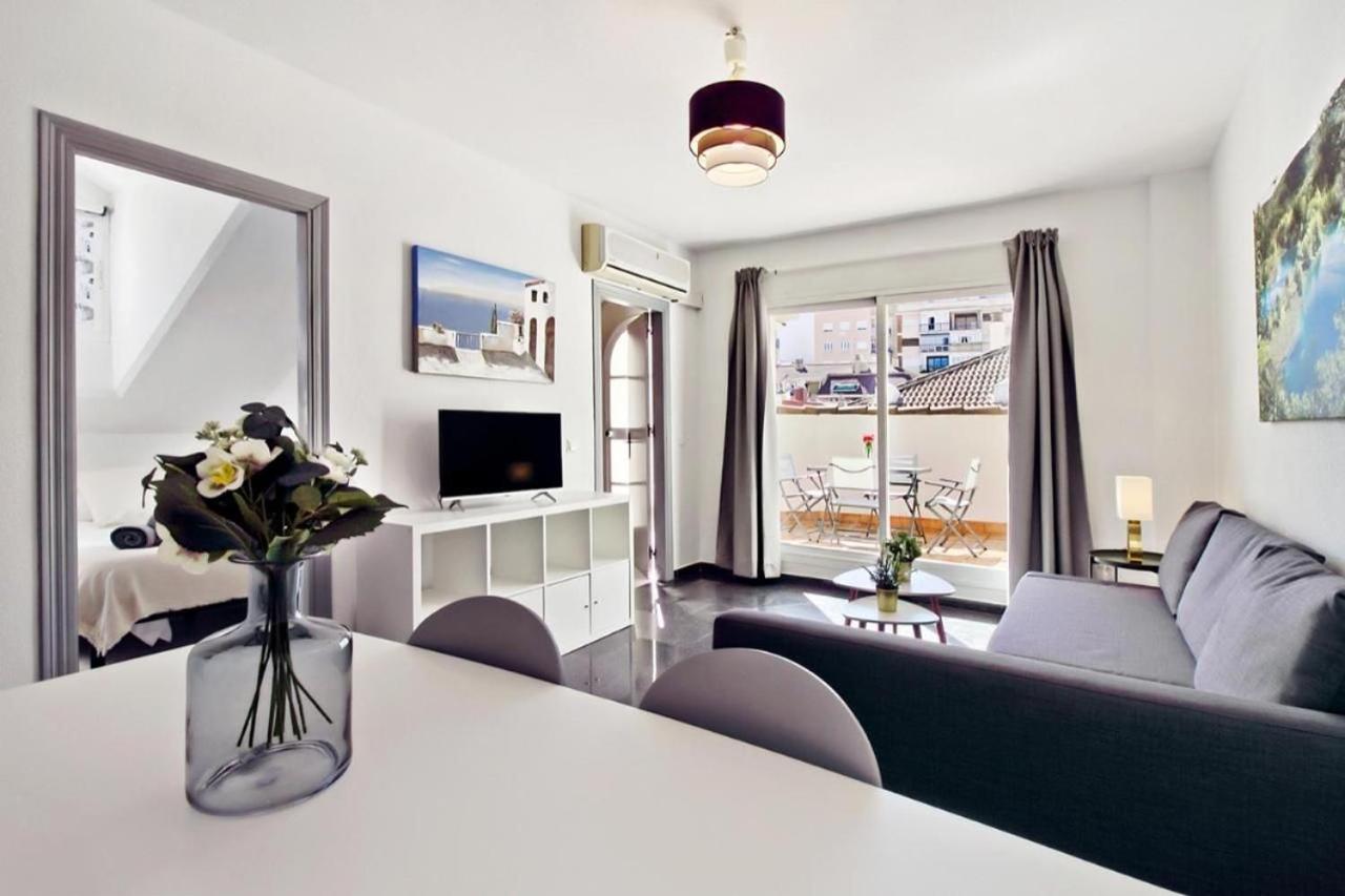 Atico Con Terraza Privada En Malaga Centro Daire Dış mekan fotoğraf