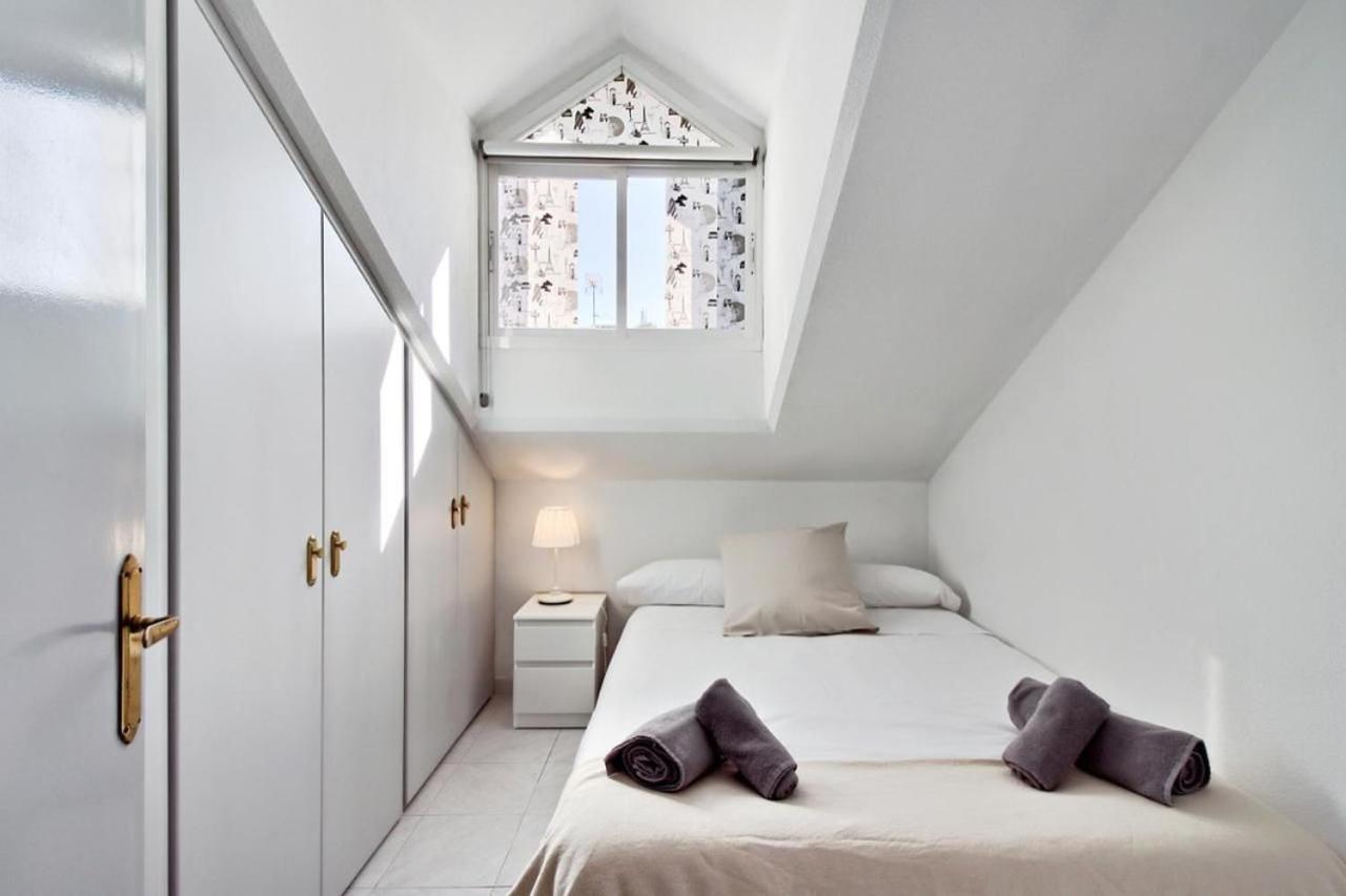 Atico Con Terraza Privada En Malaga Centro Daire Dış mekan fotoğraf
